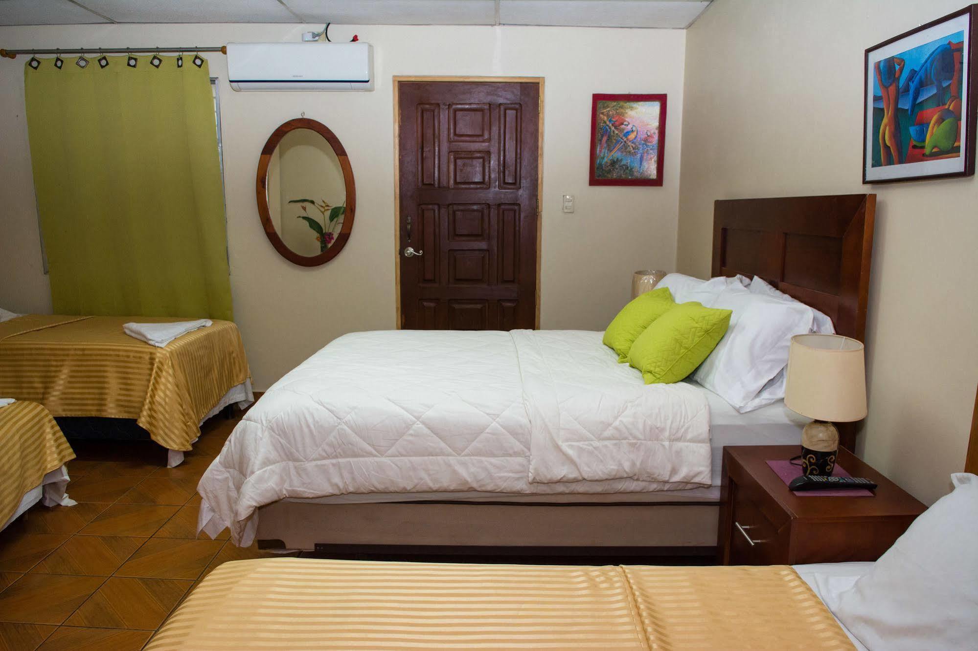Hostal Casa Los Espinoza Манагуа Экстерьер фото