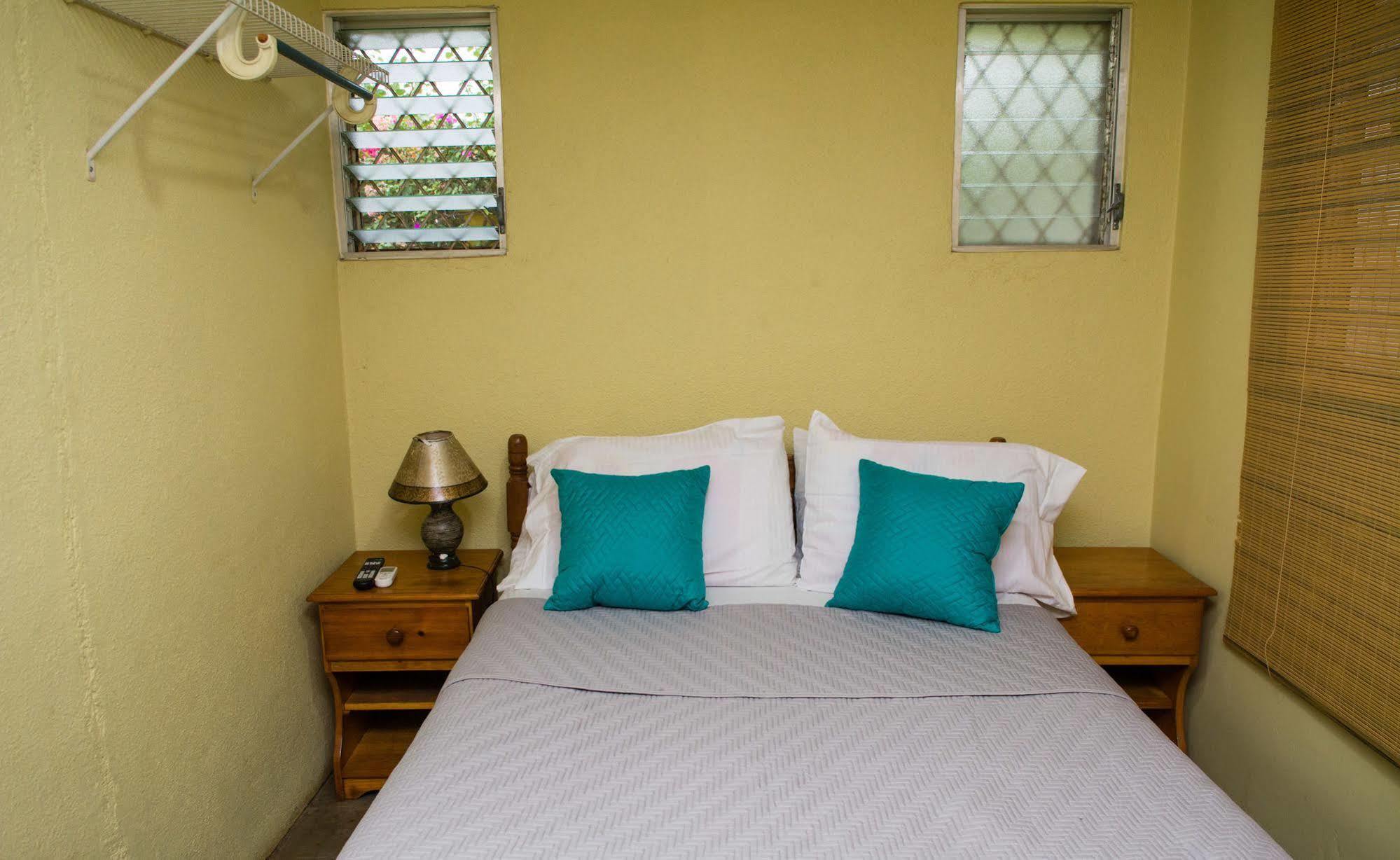 Hostal Casa Los Espinoza Манагуа Экстерьер фото