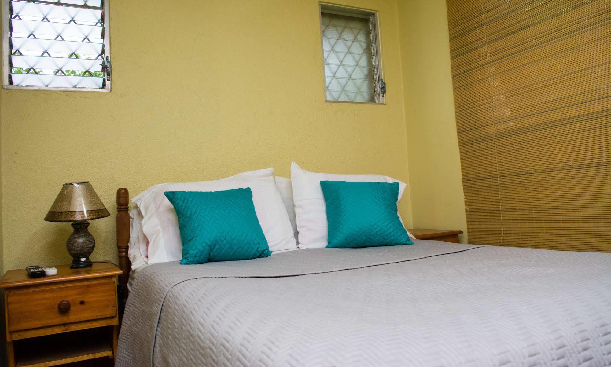 Hostal Casa Los Espinoza Манагуа Экстерьер фото