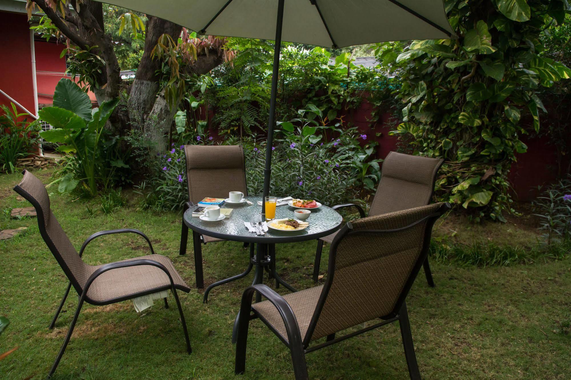 Hostal Casa Los Espinoza Манагуа Экстерьер фото